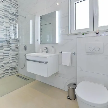 Villa Luxury With A Swimming Pool - Mulo, Zadar - 19093