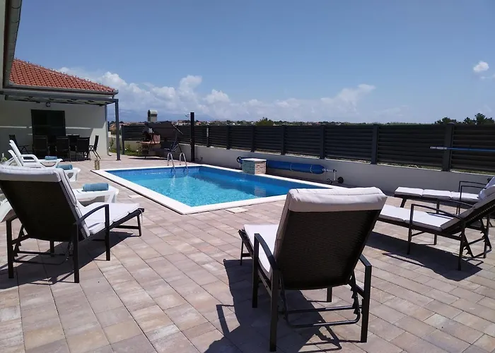 Luxury With A Swimming Pool - Mulo, Zadar - 19093 ヴーシ